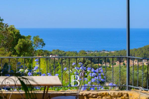 Bandol, Villa 6 Chambres -  277 m² à vendre