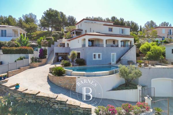 Bandol, Villa 6 Chambres -  277 m² à vendre