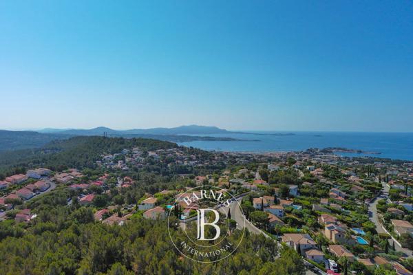Bandol, Villa 6 Chambres -  277 m² à vendre