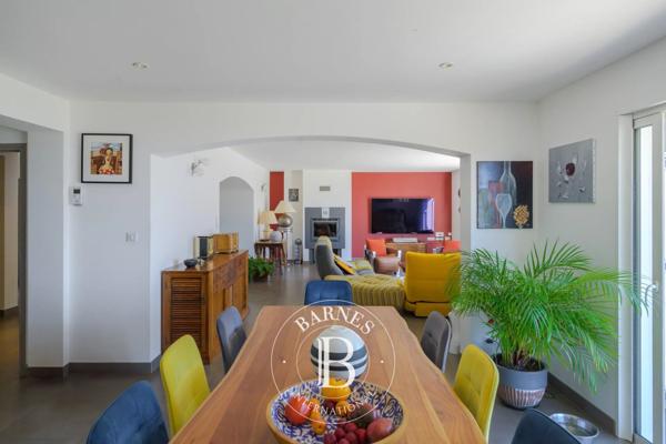 Bandol, Villa 6 Chambres -  277 m² à vendre