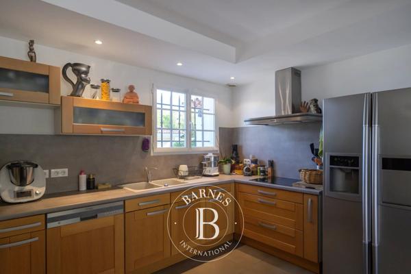 Bandol, Villa 6 Chambres -  277 m² à vendre