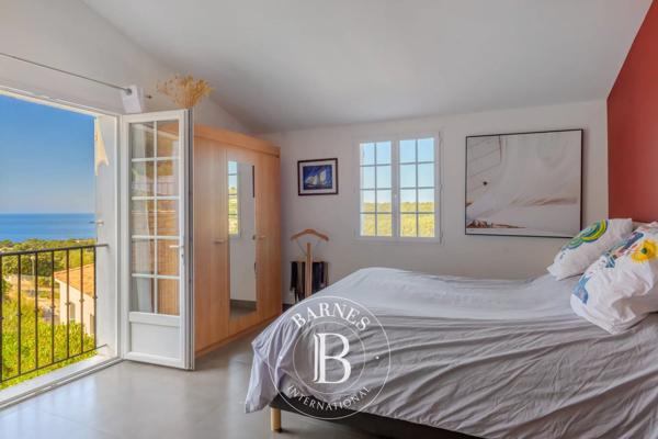 Bandol, Villa 6 Chambres -  277 m² à vendre