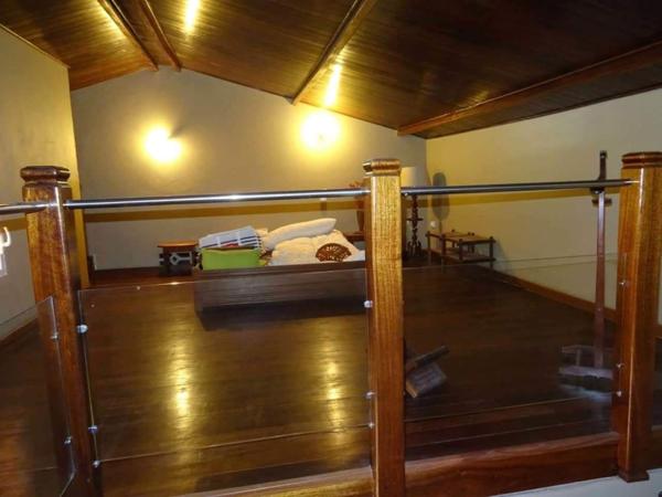 Duplex familial piscine & jacuzzi