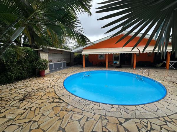 Duplex familial piscine & jacuzzi