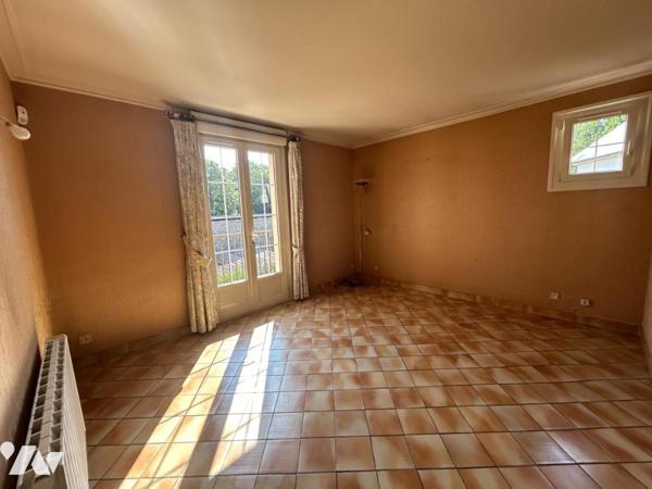 A VENDRE - PAVILLON - SAINT BERTHEVIN 