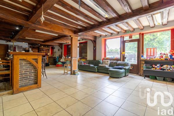 House for sale 11 rooms 340 m² Guerville