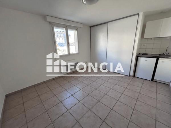Location Studio 19.64 m² - 1 RUE DELILLE La Roche Sur Yon 85000
