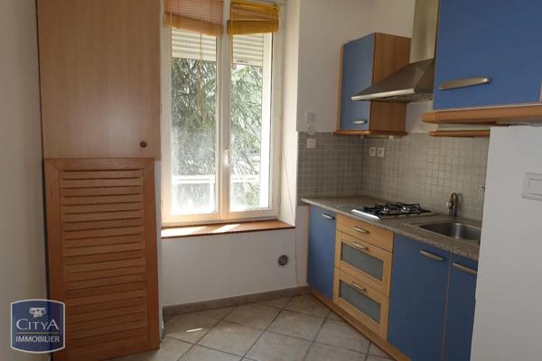 Appartement à louer 2 pièces 47.79m²