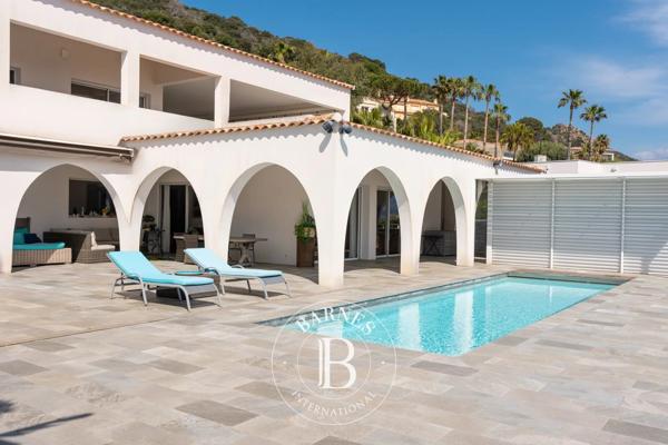 Ajaccio, Villa 4 Chambres -  295 m² à vendre