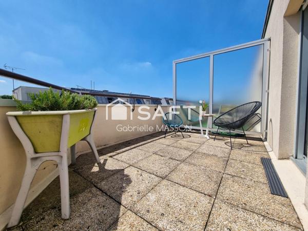Bel appartement dernier étage avec TERRASSE CAVE et PARKING