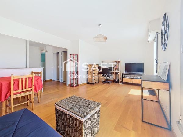 Bel appartement dernier étage avec TERRASSE CAVE et PARKING