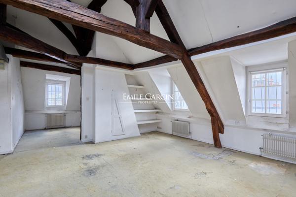 A vendre - appartement d'exception - 152 m² - Terrasse 50 m² - Paris 75007 - Bac - Grenelle