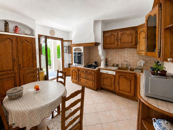 Maison T6 avec garage et piscine - Santa Maria Di Lota