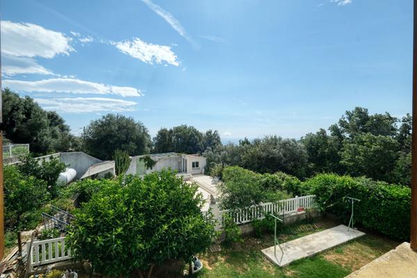 Maison T6 avec garage et piscine - Santa Maria Di Lota
