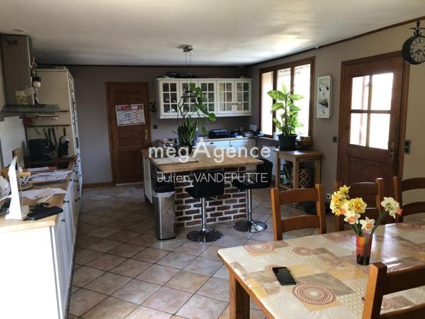 Maison à SALLAUMINES, 62430 - 5 pièces 181m²