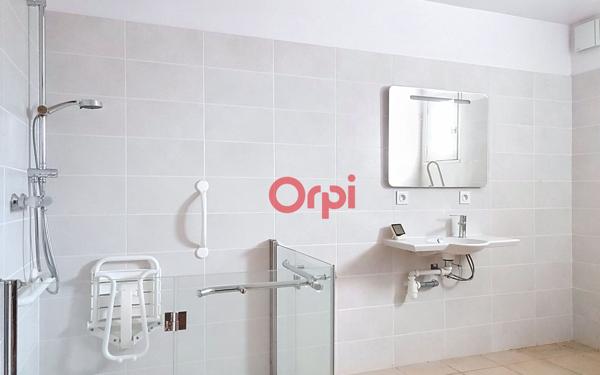 Maison à vendre    5 pièces •  Theix