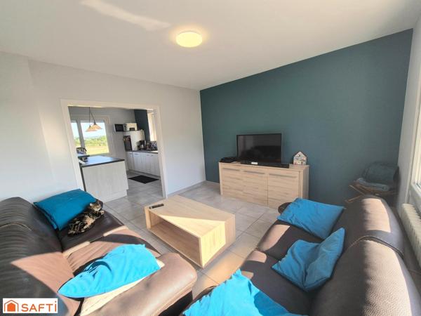 Maison avec hangar et terrain constructible