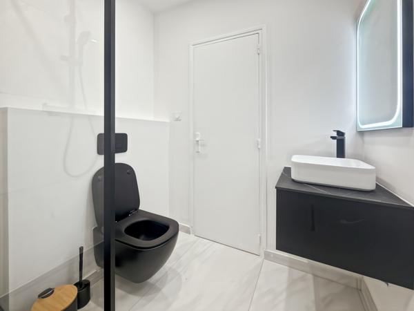 Marseille (13001) 2 pièces 25,91m² rénové avec climatisation Rue Glandevès Proximité Vieux-Port