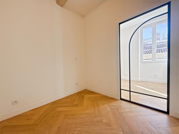 Marseille (13001) 2 pièces 25,91m² rénové avec climatisation Rue Glandevès Proximité Vieux-Port