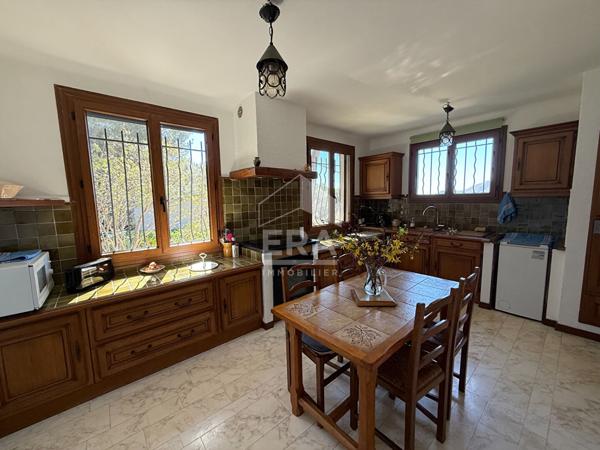 A VENDRE 13390 AURIOL MAISON DE TYPE 4 DE 100 M² SUR 2200 M² DE  TERRAIN AVEC GARAGE
