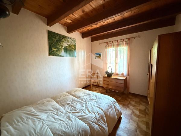 A VENDRE 13390 AURIOL MAISON DE TYPE 4 DE 100 M² SUR 2200 M² DE  TERRAIN AVEC GARAGE