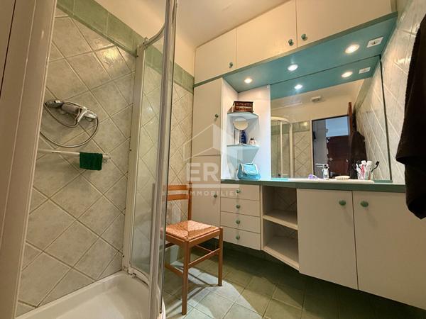 A VENDRE 13390 AURIOL MAISON DE TYPE 4 DE 100 M² SUR 2200 M² DE  TERRAIN AVEC GARAGE