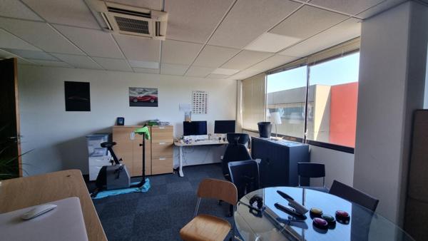 BRUGES , EPARC  - Bureaux 16,62 m²