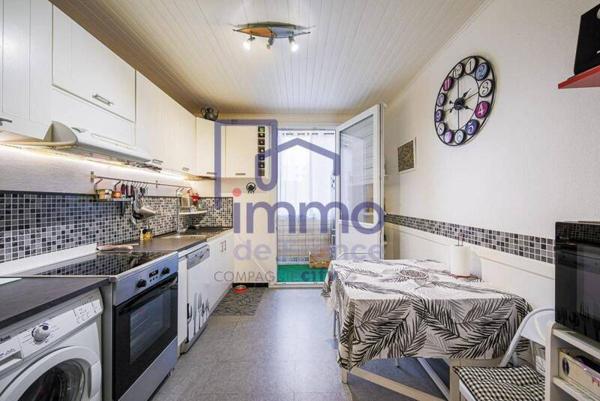 Appartement 3 pièces                                        - 38800 Le Pont-de-Claix Réf : 21726-IMMODEFRANCE69