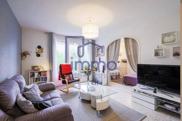 Appartement 3 pièces                                        - 38800 Le Pont-de-Claix Réf : 21726-IMMODEFRANCE69