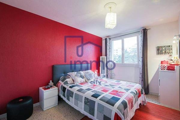Appartement 3 pièces                                        - 38800 Le Pont-de-Claix Réf : 21726-IMMODEFRANCE69