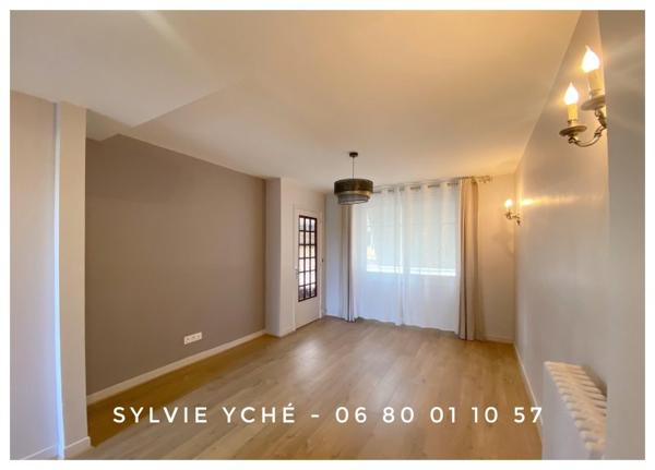 Location / Maison de ville à Mazamet (81200)