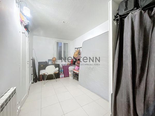 Appartement 3 pièces centre ville de VALENTON 54. m2