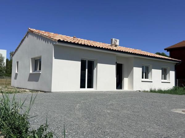 ST YZAN MAISON NEUVE 3 CHAMBRES REGLEMENTATION RE 2020 Saint-Yzan-de-Soudiac (33920)