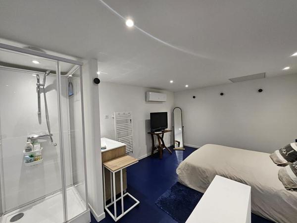 Maison Montceau Les Mines 258 m2 avec piscine