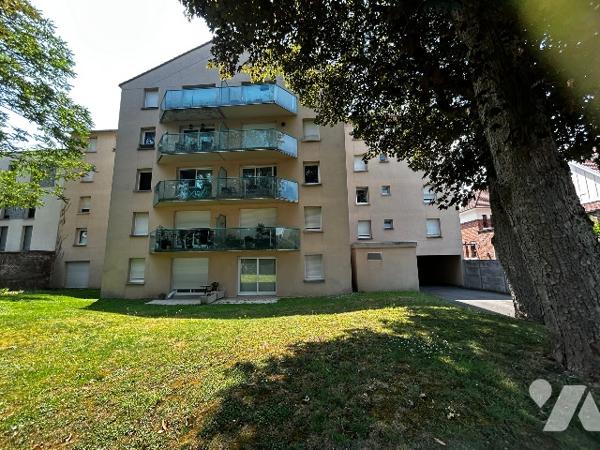 ARMENTIÈRES – T4 de 112 m² avec terrasse, ascenseur, garage et parking