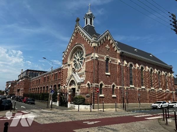 ARMENTIÈRES – T4 de 112 m² avec terrasse, ascenseur, garage et parking