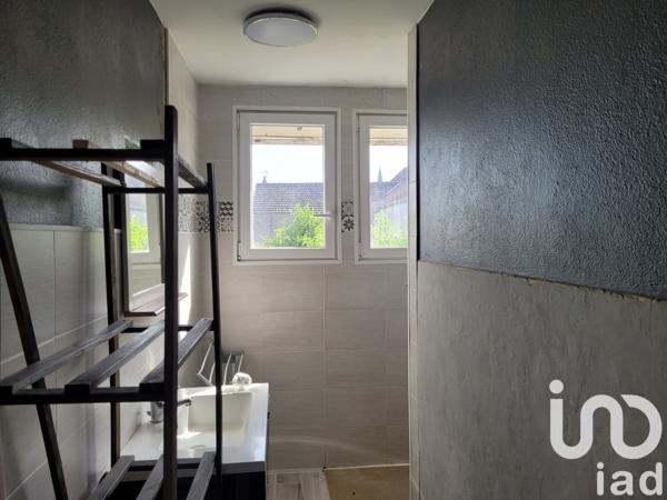 House for sale 4 rooms 76 m² Toulon-sur-Arroux