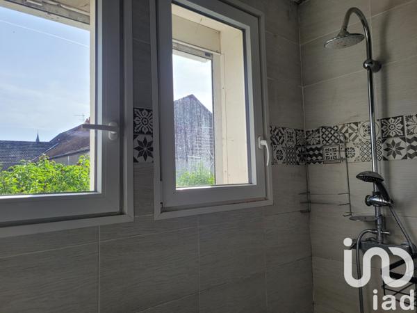 House for sale 4 rooms 76 m² Toulon-sur-Arroux