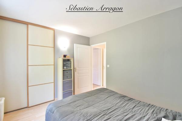 PUJOLS (47)-188 m² de confort et d’espace, 4 chambres, piscine et triple garage