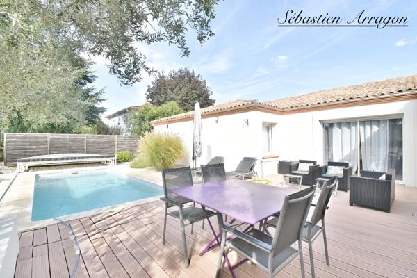 PUJOLS (47)-188 m² de confort et d’espace, 4 chambres, piscine et triple garage