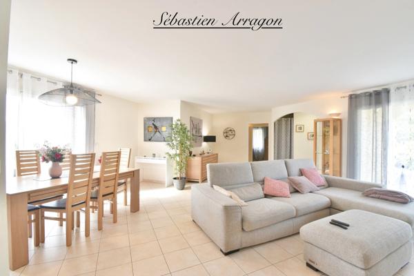 PUJOLS (47)-188 m² de confort et d’espace, 4 chambres, piscine et triple garage