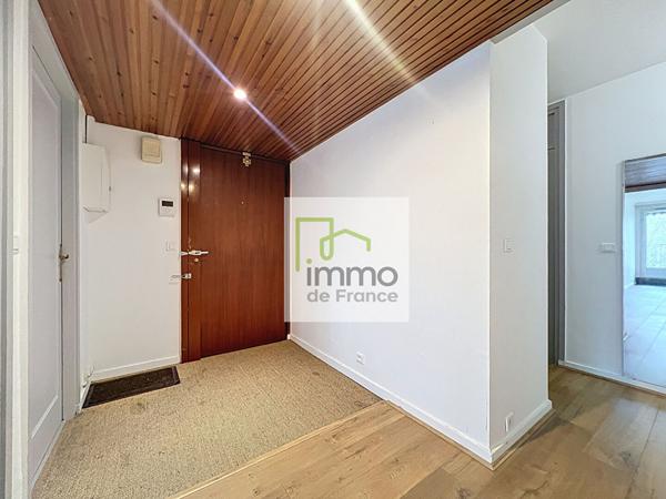 Appartement Lille T4 lumineux avec balcon et garage - secteur Cormontaigne