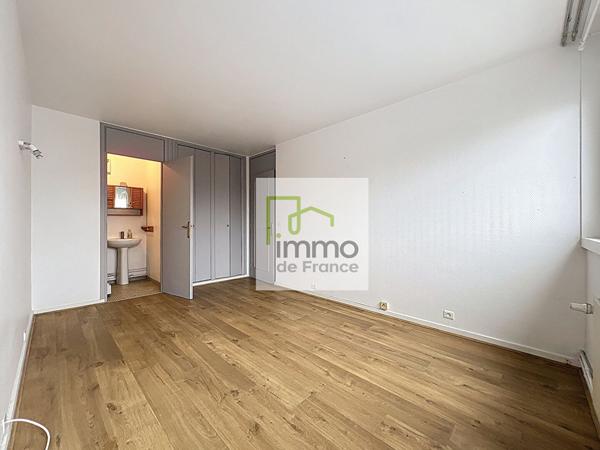 Appartement Lille T4 lumineux avec balcon et garage - secteur Cormontaigne