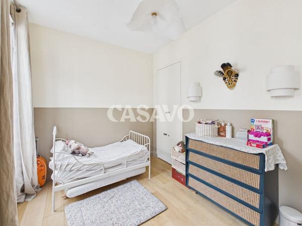 Vente Appartement 4 pièces de 65m² - 75010 Paris