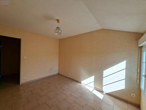 Achat - Maison Le Châtelet 18170 4 pièces 76 m 2 2805 m 2