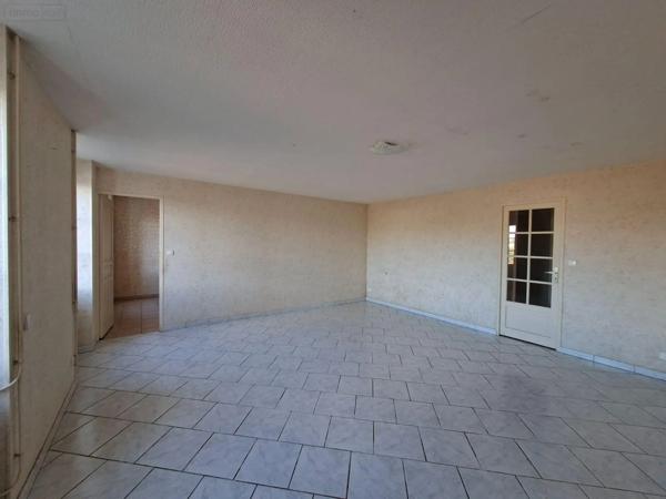 Achat - Maison Le Châtelet 18170 4 pièces 76 m 2 2805 m 2
