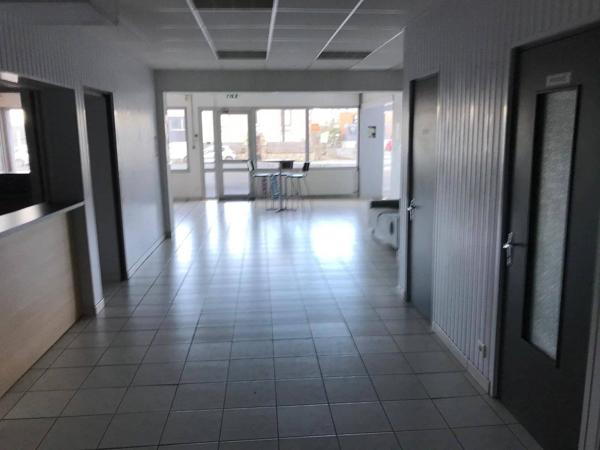 local commercial bel emplacement