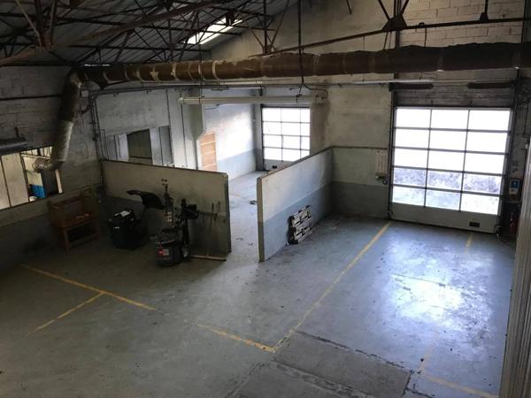local commercial bel emplacement