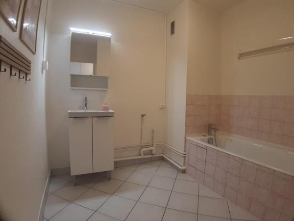 Location Appartement 4 pièces 86.5 m² - Saint-dié-des-vosges 88100