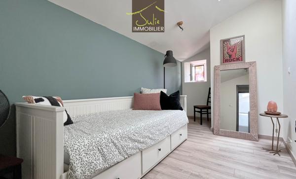 Petit COUP de COEUR pour cette maison en pierre !